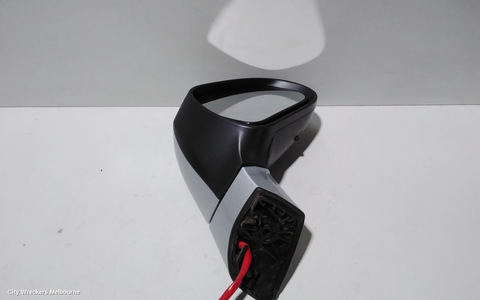 PEUGEOT 308 RIGHT DOOR MIRROR, T7, HATCH/WAGON, POWER FOLDING, 3 PLUG TYPE, 09/2007 - 12/2013