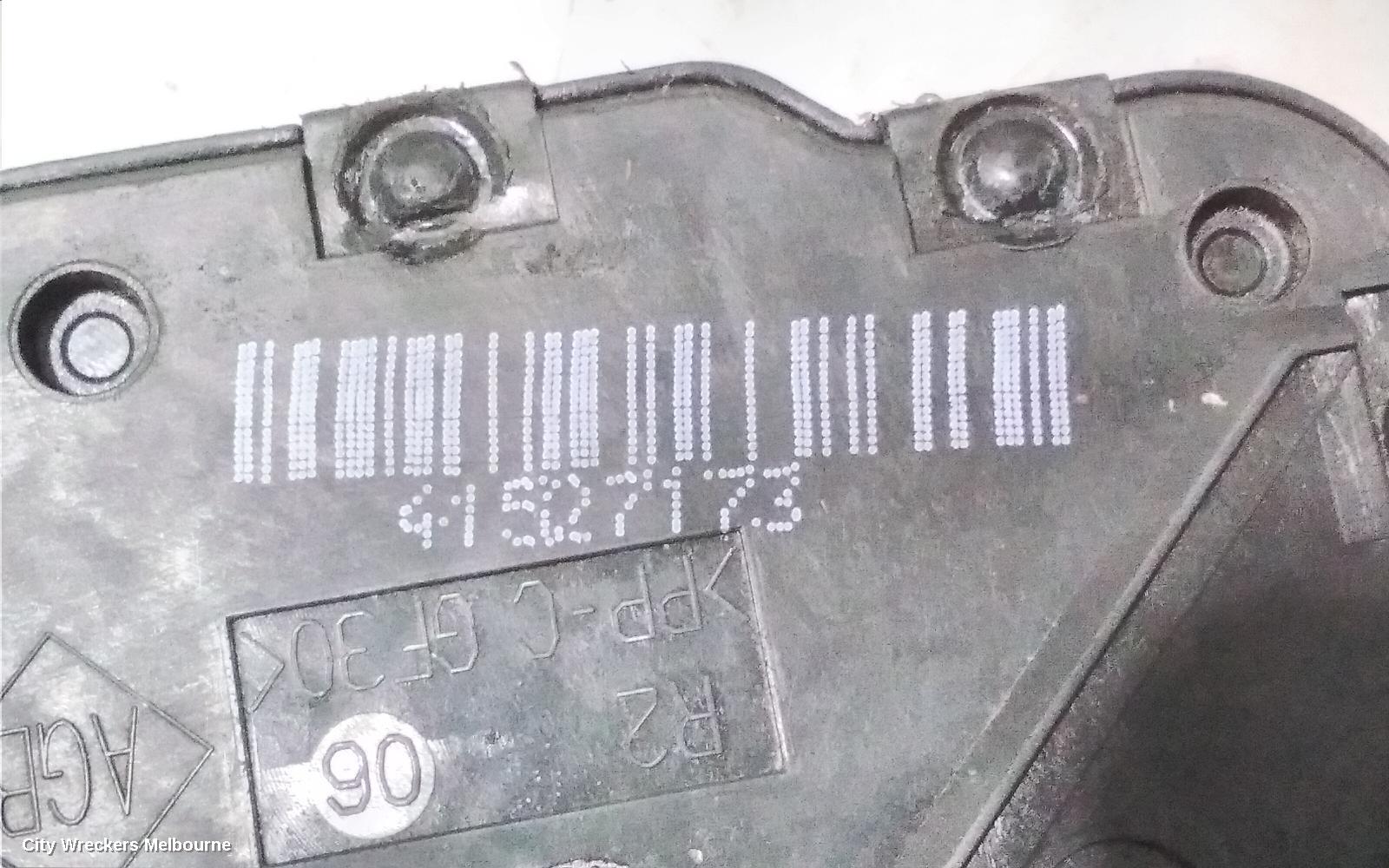 RENAULT CLIO DOOR/BOOT/GATE LOCK, RIGHT  FRONT DOOR LOCK, P/N 805004945R, X98, 09/2013 - 10/2019
