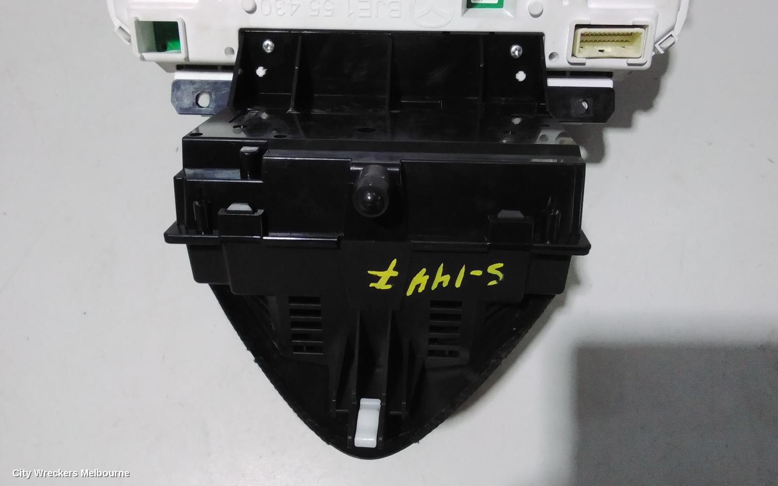 MAZDA CX3 INSTRUMENT CLUSTER, HEADS UP DISPLAY UNIT, DK, 03/2015 ONWARDS
