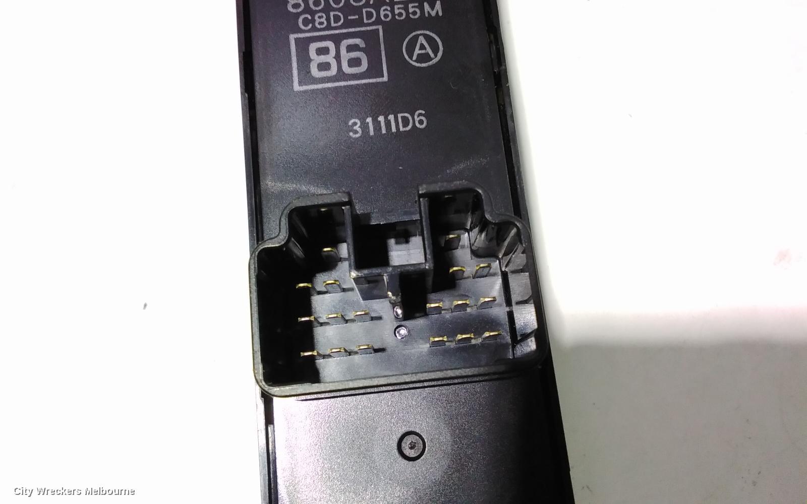 MITSUBISHI ASX PWR DR WIND SWITCH, RH FRONT (MASTER SWITCH), XA-XB, 07/2010 - 06/2013
