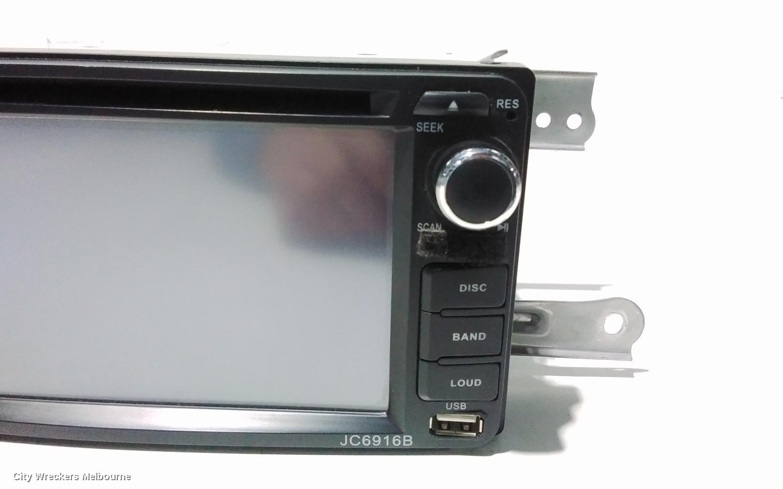 TOYOTA ESTIMA RADIO/CD/DVD/SAT/TV, XR50, 05-19