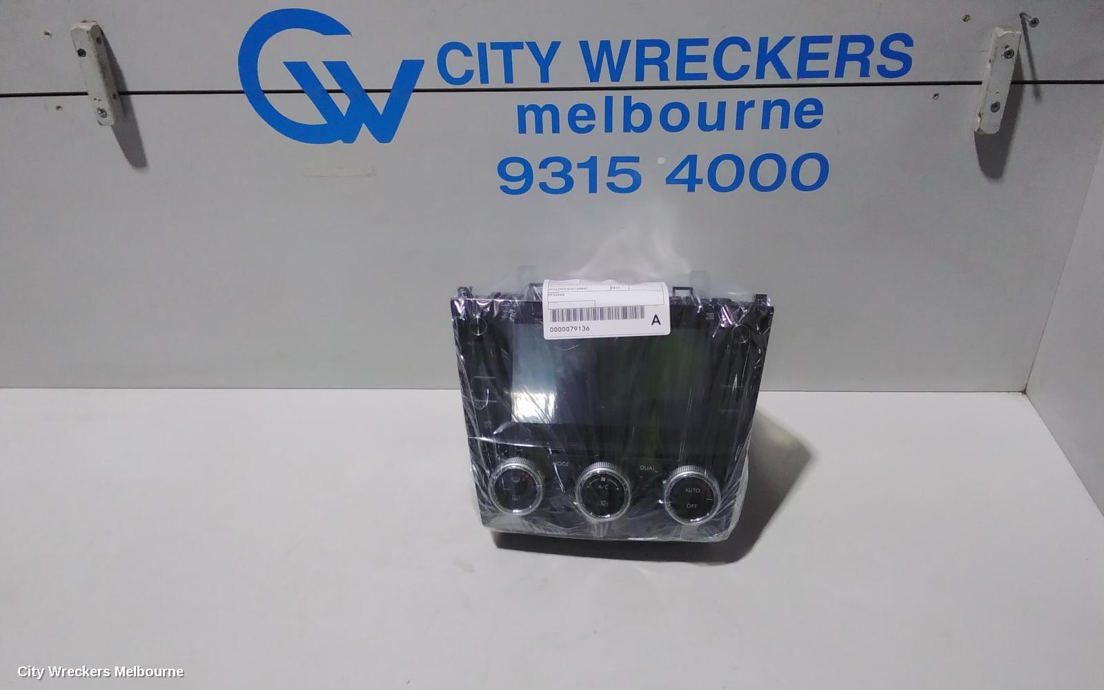 SUBARU FORESTER RADIO/CD/DVD/SAT/TV, SAT NAV HEAD UNIT (P/N ON FACE FF229KS), SJ, 03/2015 - 08/2018