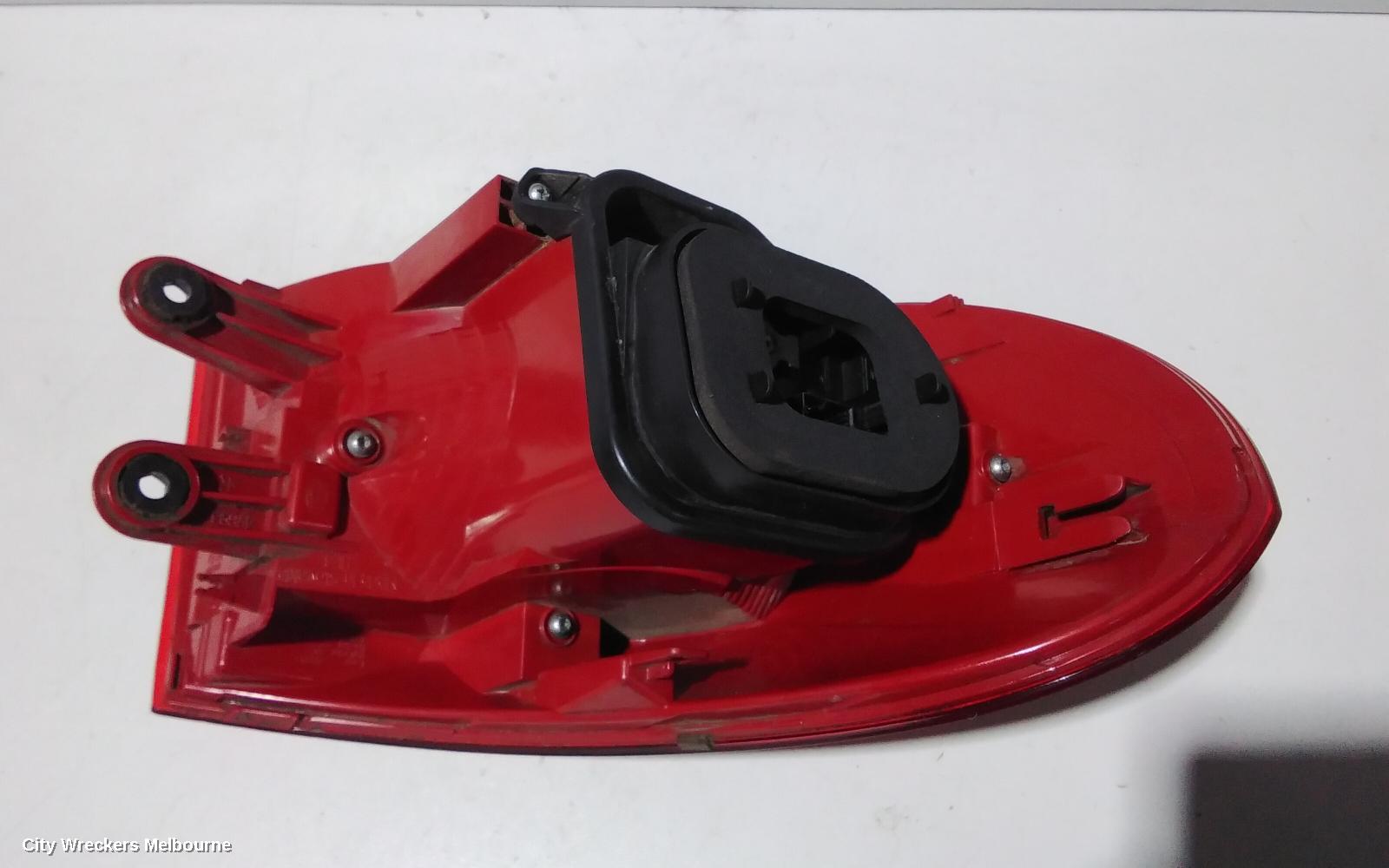 VOLKSWAGEN TIGUAN RIGHT TAILLIGHT, 5N, 07/2011 - 08/2016