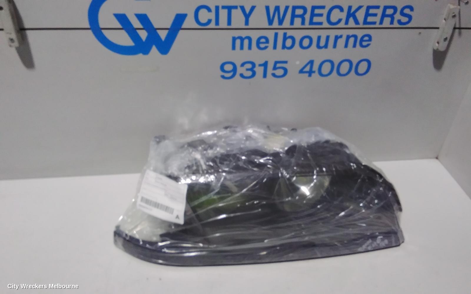 BMW 3 SERIES RIGHT HEADLAMP, E46, SEDAN, STANDARD, 09/1998 - 09/2001