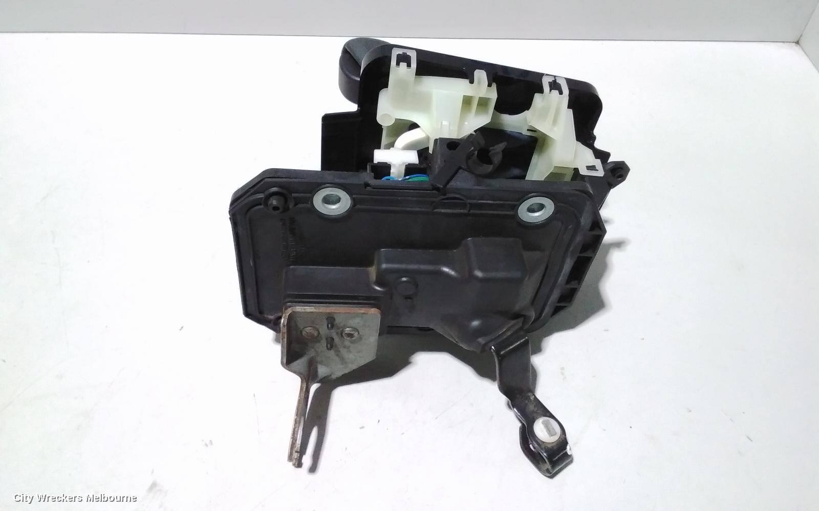 SUBARU FORESTER GEAR STICK/SHIFTER, AUTO T/M, PETROL/DIESEL, SJ, 12/2012 - 08/2018