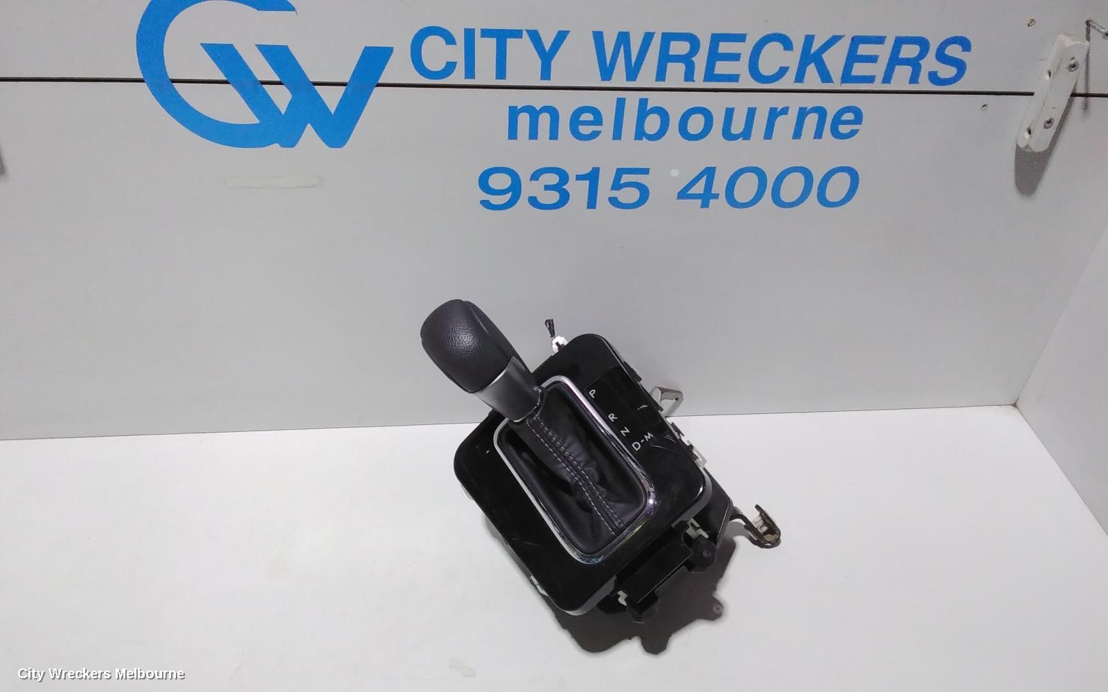 SUBARU FORESTER GEAR STICK/SHIFTER, AUTO T/M, PETROL/DIESEL, SJ, 12/2012 - 08/2018