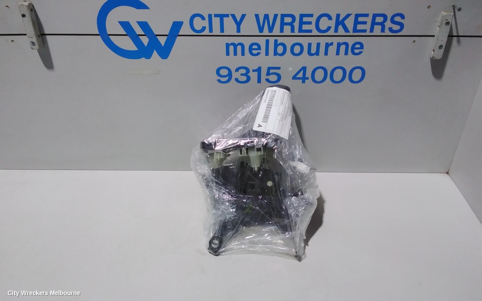 SUBARU FORESTER GEAR STICK/SHIFTER, AUTO T/M, PETROL/DIESEL, SJ, 12/2012 - 08/2018