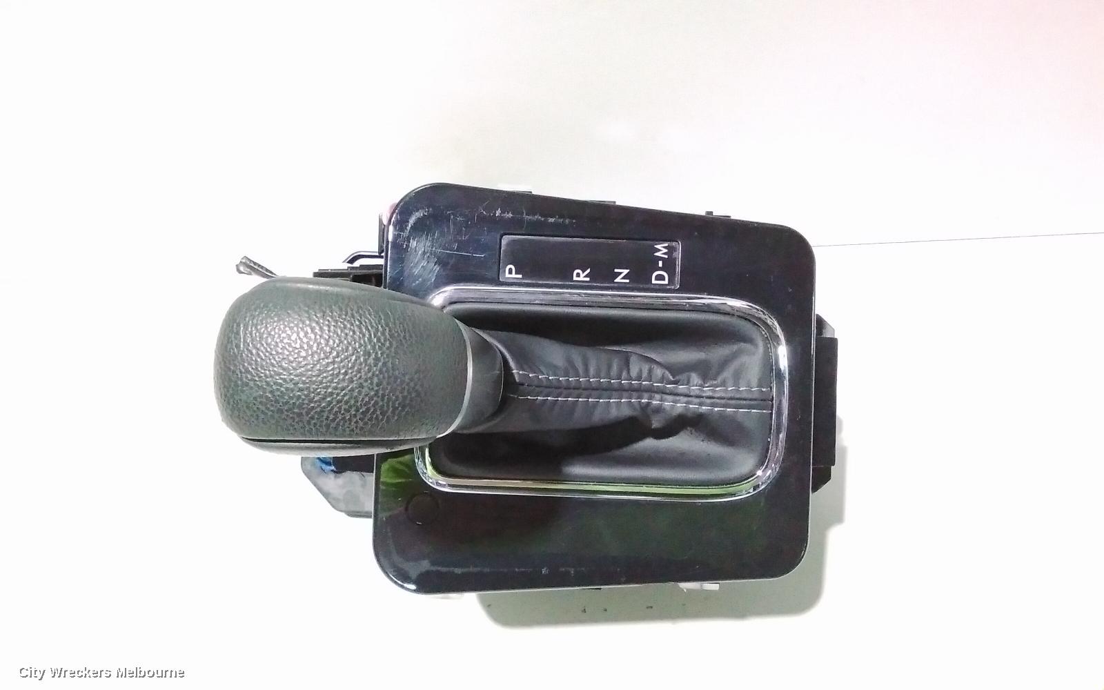 SUBARU FORESTER GEAR STICK/SHIFTER, AUTO T/M, PETROL/DIESEL, SJ, 12/2012 - 08/2018