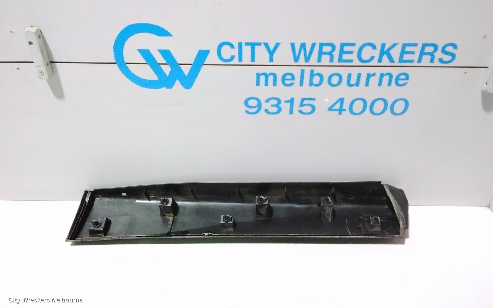 SUBARU FORESTER DOOR MOULD, RHR LOWER OUTER MOULD: 79179, RH REAR, SJ, 01/2013 - 08/2018