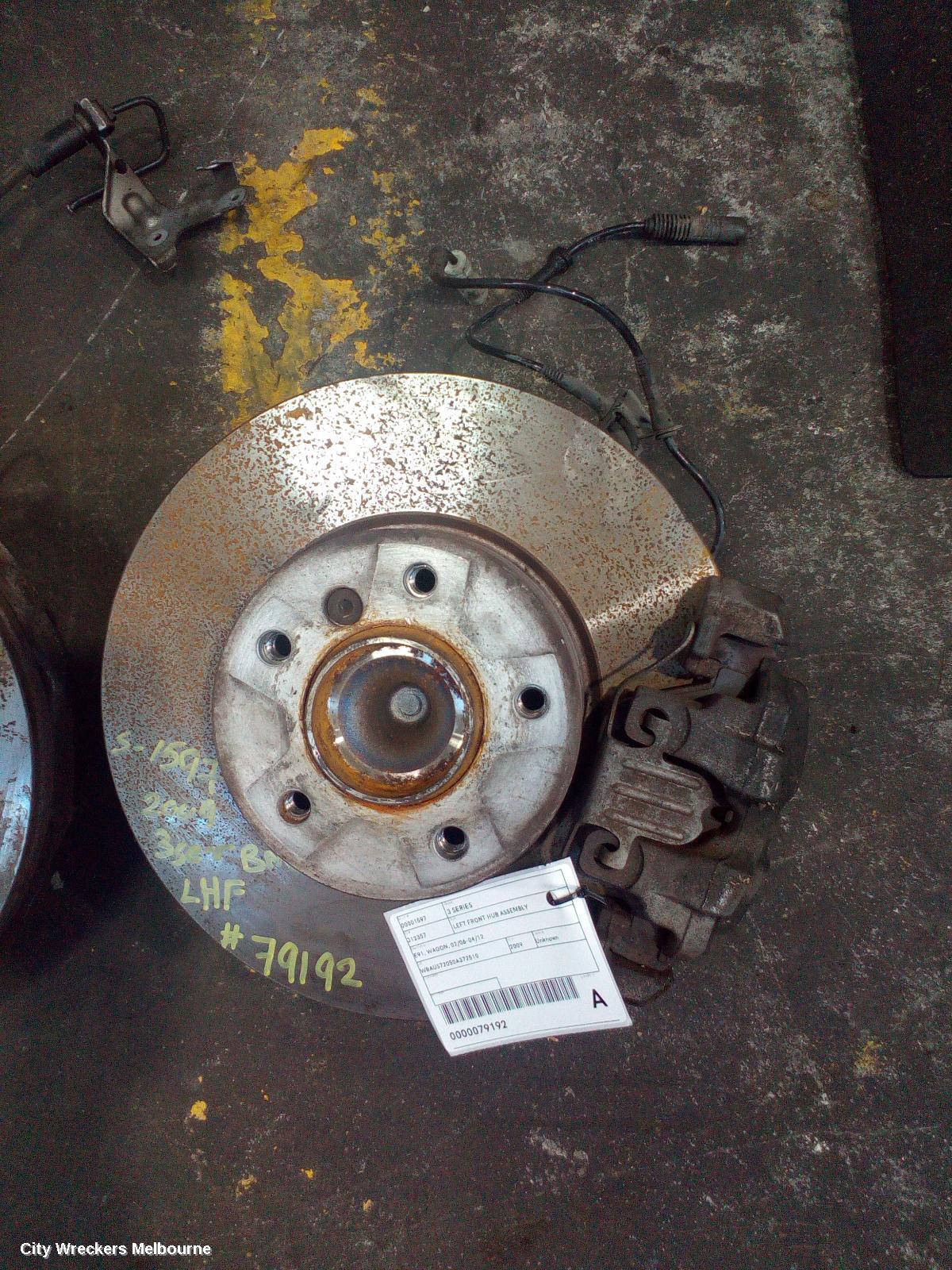 BMW 3 SERIES LEFT FRONT HUB ASSEMBLY, E91, WAGON, 02/2006 - 04/2012