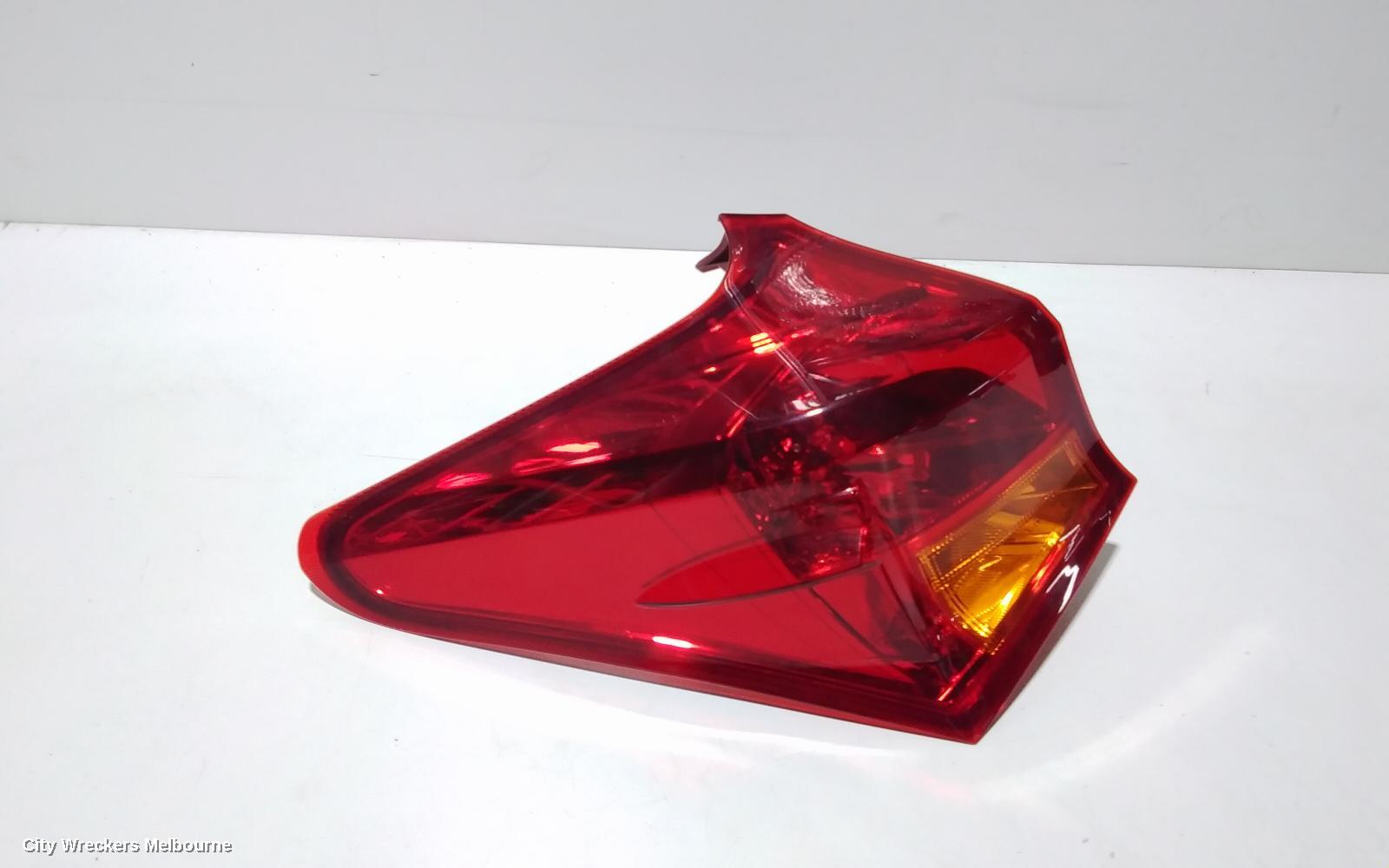TOYOTA COROLLA LEFT TAILLIGHT, ZRE182R, HATCH, 10/2012 - 03/2015