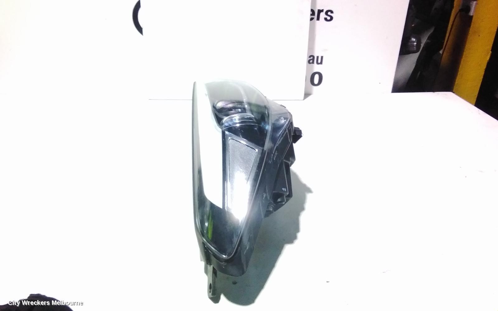 HYUNDAI TUCSON RIGHT HEADLAMP, TL, ACTIVE/ACTIVE X, KOREAN BUILT (VIN KMHJ), HALOGEN TYPE, NON DAYTIME RUNNING LAMP, 06/2015 - 06/2018