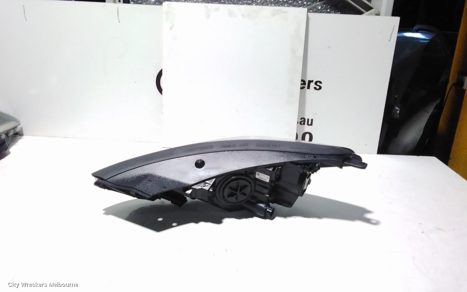 HYUNDAI TUCSON RIGHT HEADLAMP, TL, ACTIVE/ACTIVE X, KOREAN BUILT (VIN KMHJ), HALOGEN TYPE, NON DAYTIME RUNNING LAMP, 06/2015 - 06/2018