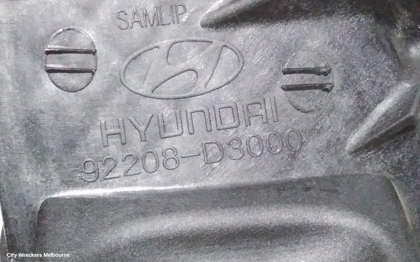 HYUNDAI TUCSON RIGHT INDICATOR/FOG/SIDE, DAYTIME RUNNING LAMP, TL, KOREAN BUILT (VIN KMHJ), 07/2015 - 06/2018