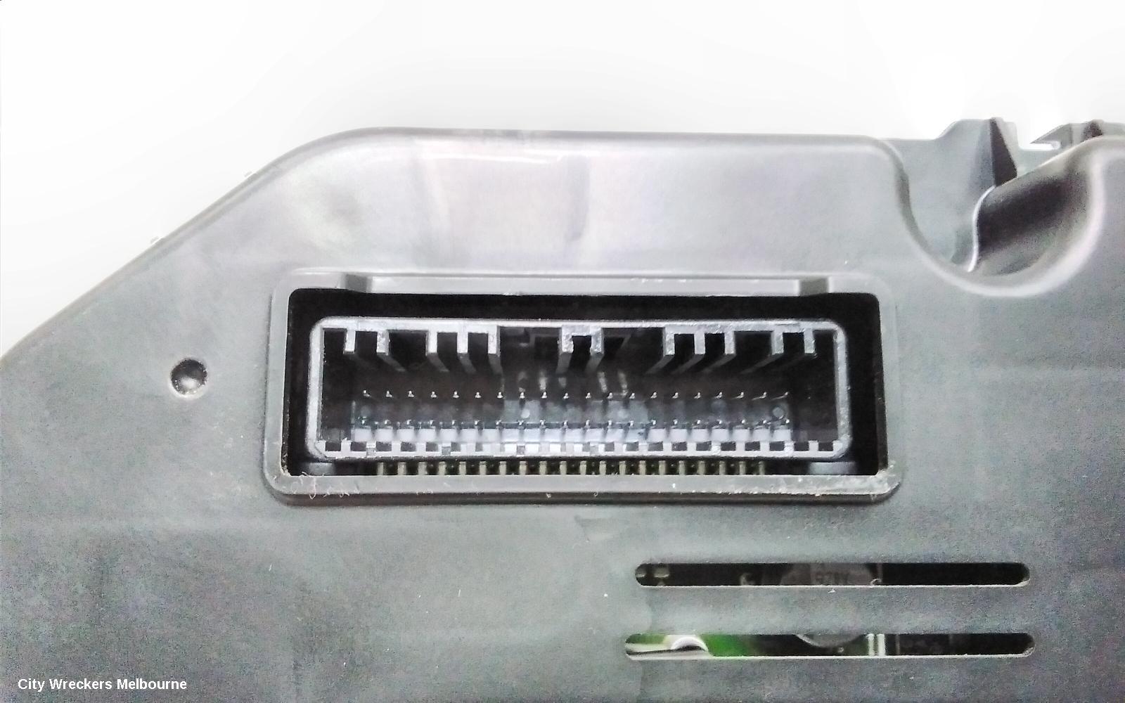 HYUNDAI TUCSON INSTRUMENT CLUSTER, DIESEL, AUTO T/M, ACTIVE/ELITE, TL, 07/2015 - 06/2018