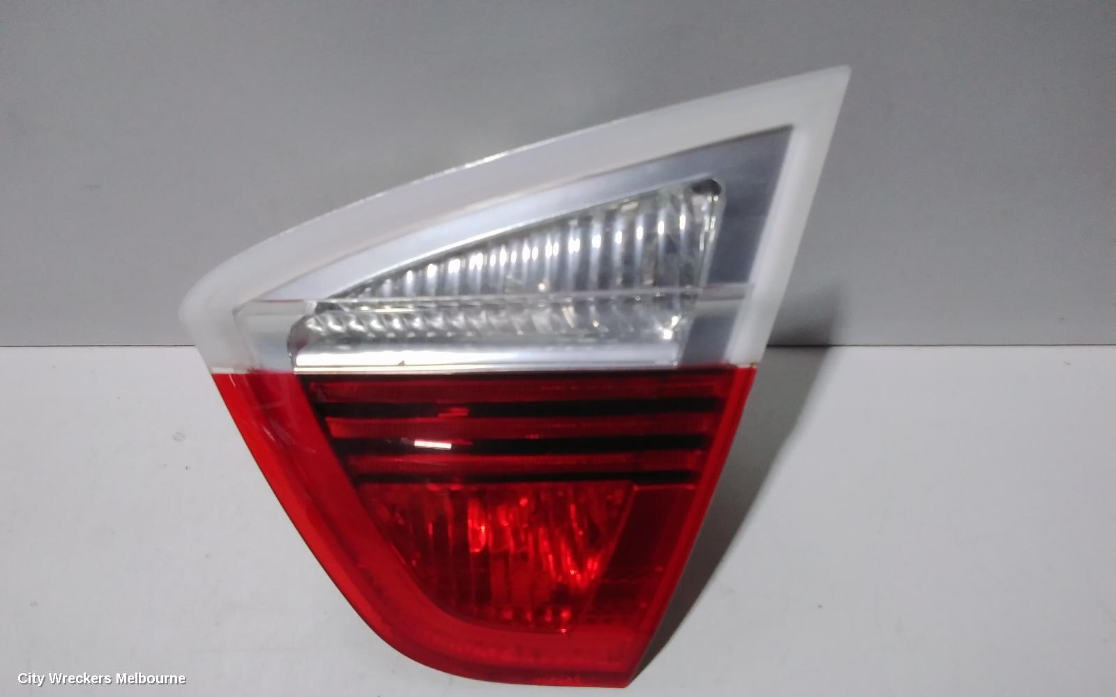 BMW 3 SERIES REAR GARNISH, BOOTLID LAMP (RH SIDE), SEDAN, E90, 03/2005 - 09/2008