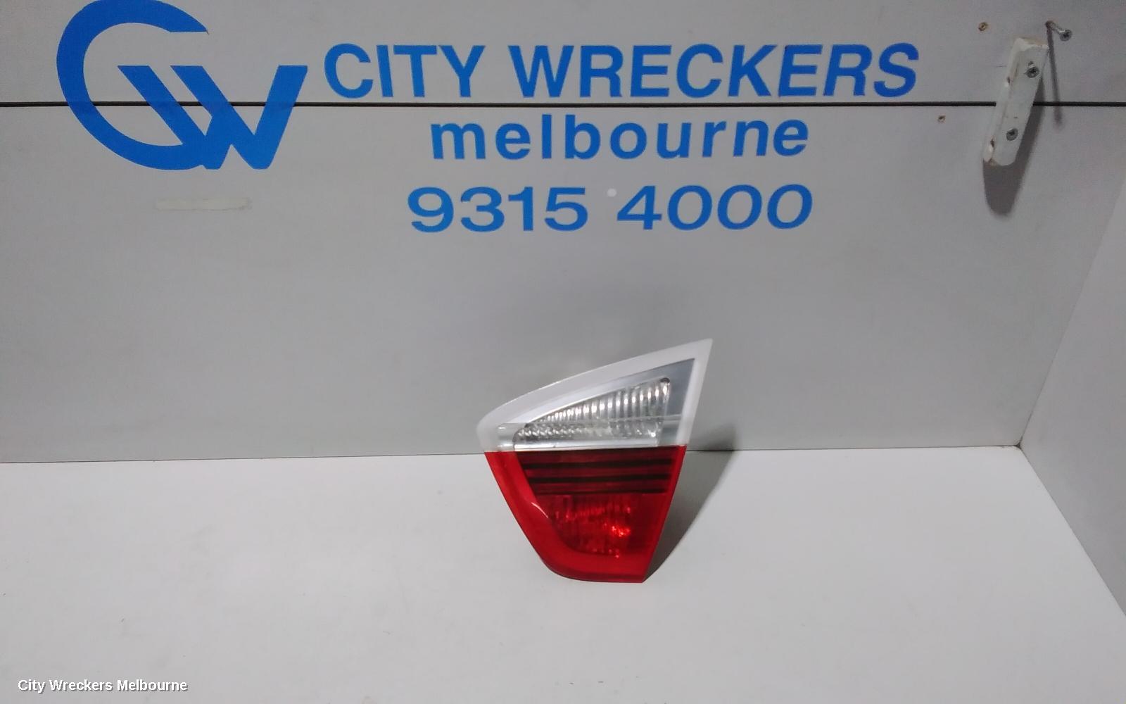 BMW 3 SERIES REAR GARNISH, BOOTLID LAMP (RH SIDE), SEDAN, E90, 03/2005 - 09/2008