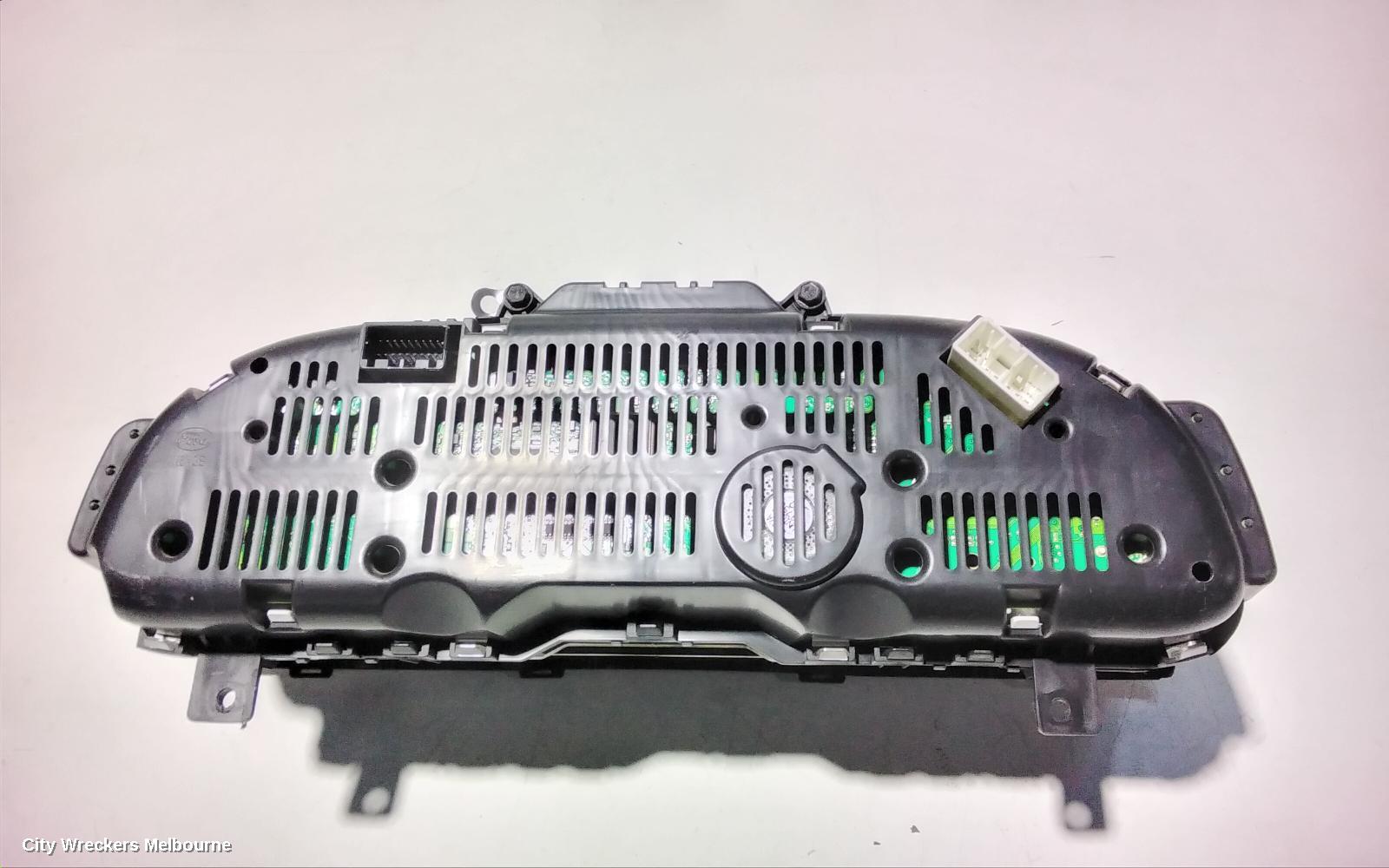 FORD TERRITORY INSTRUMENT CLUSTER, INSTRUMENT CLUSTER, DIESEL, TX, SZ MKII, 10/2014 - 12/2016