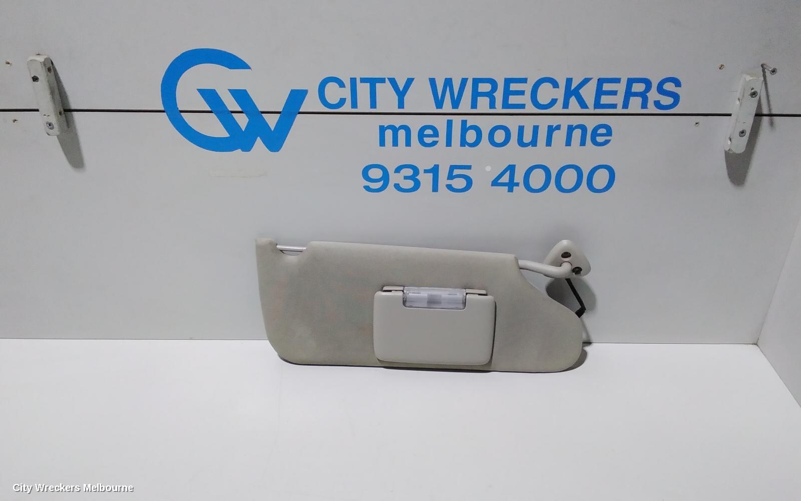 CHRYSLER 300C SUNVISOR, RH SIDE, 11/2005 - 12/2011
