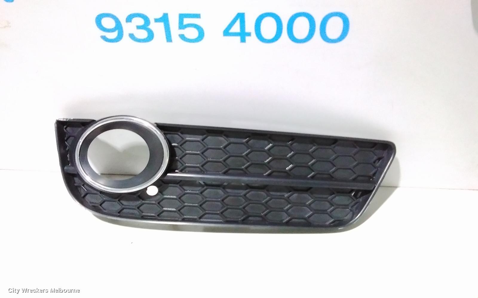 AUDI A4 RIGHT INDICATOR/FOG/SIDE, BUMPER FOGLAMP, B8 8K, 07/2012 - 09/2015