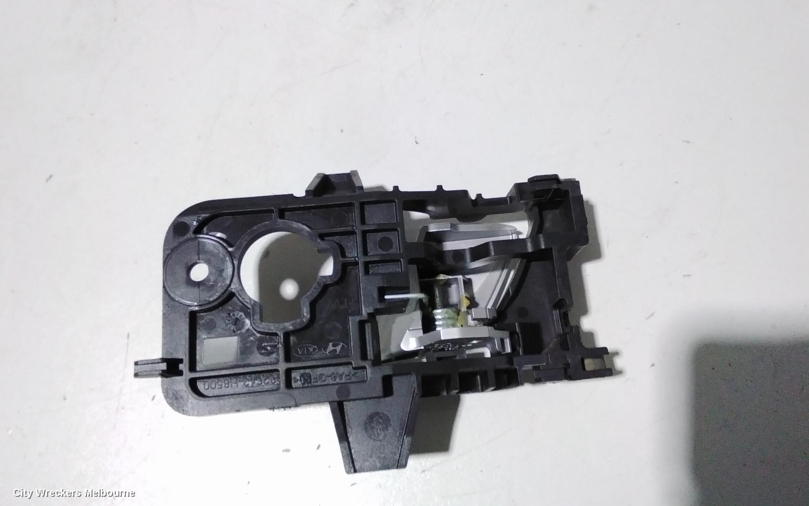 KIA RIO DOOR HANDLE, YB, INNER, LH FRONT, 12/2016 - 06/2023