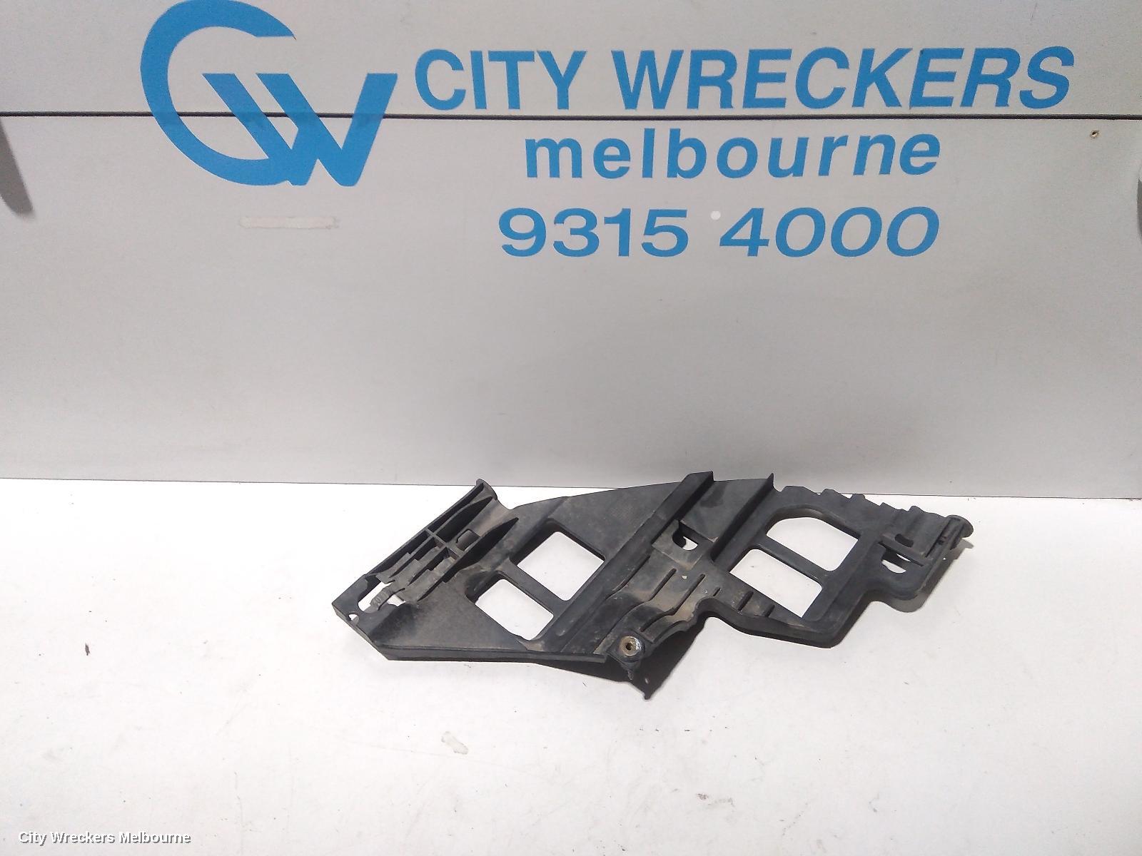 VOLKSWAGEN GOLF, GEN 7, 11/2012 - 08/2020, RH UNDER HEADLIGHT BRAKET: 79587