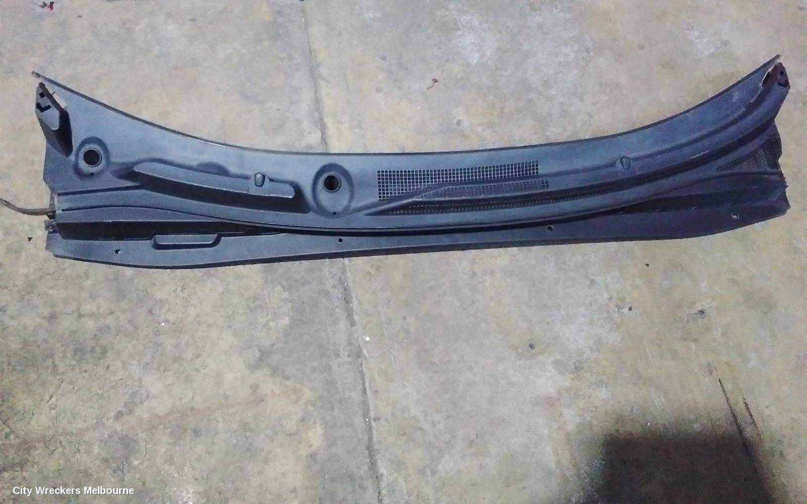 HYUNDAI IX35 PLENUM CHAMBER, LM SERIES 11/2009 - 01/2016