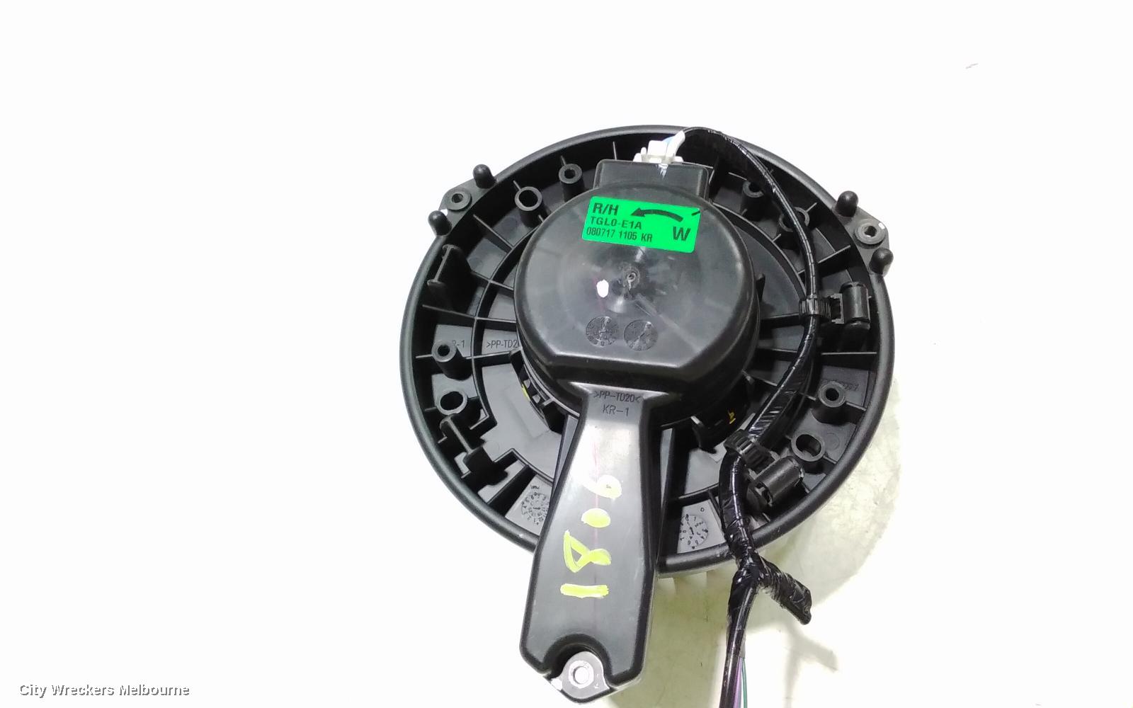 HONDA CIVIC HEATER FAN MOTOR, 10TH GEN, DOUBLE ZONE, 05/2016 - 08/2021