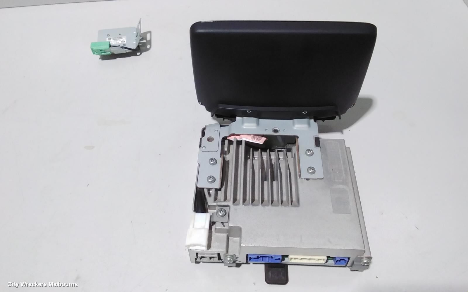 MAZDA CX3 RADIO/CD/DVD/SAT/TV, DISPLAY UNIT, 7IN TOUCHSCREEN, DK, 03/2015 - 02/2022