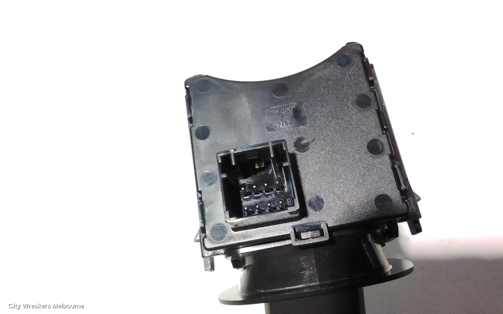 HOLDEN COLORADO COMBINATION SWITCH, WIPER SWITCH, RG UTE, 01/2012 - 12/2020