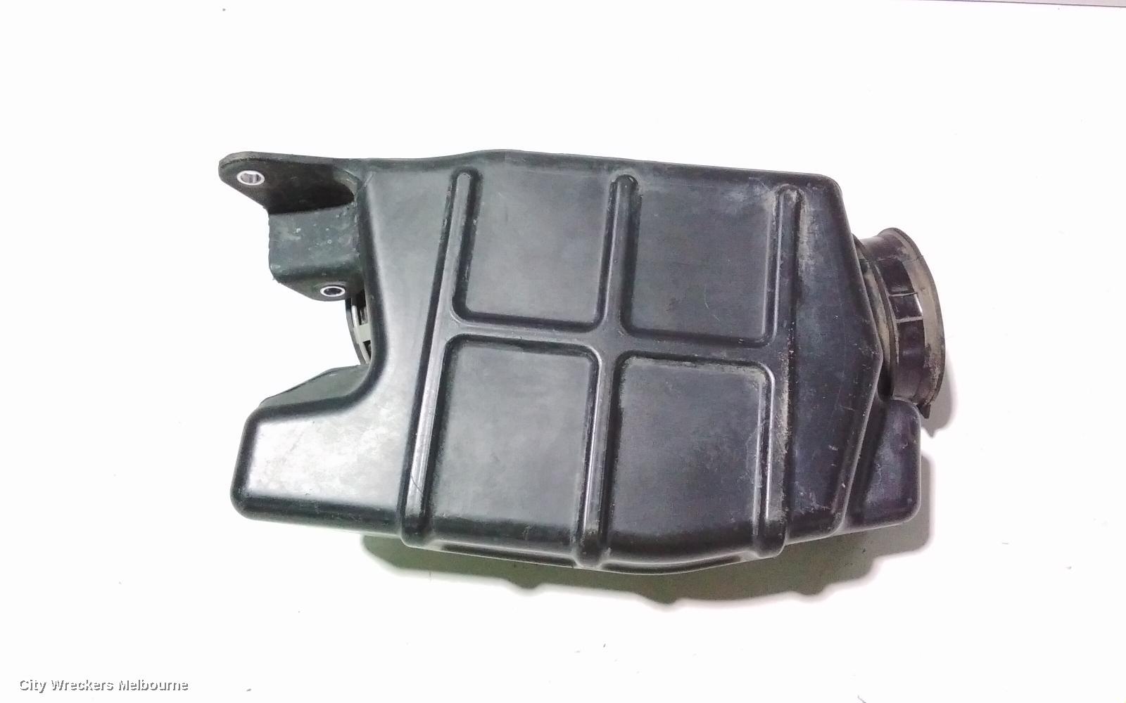 TOYOTA HIACE, TRH/KDH 03/2005 - 04/2019, HOSE GOING TO AIR FILTER BOX (REFER TO PHOTOS): 79709