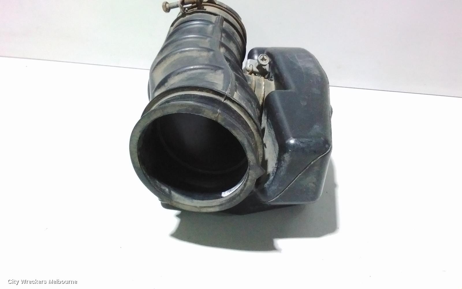 TOYOTA HIACE, TRH/KDH 03/2005 - 04/2019, HOSE GOING TO AIR FILTER BOX (REFER TO PHOTOS): 79709