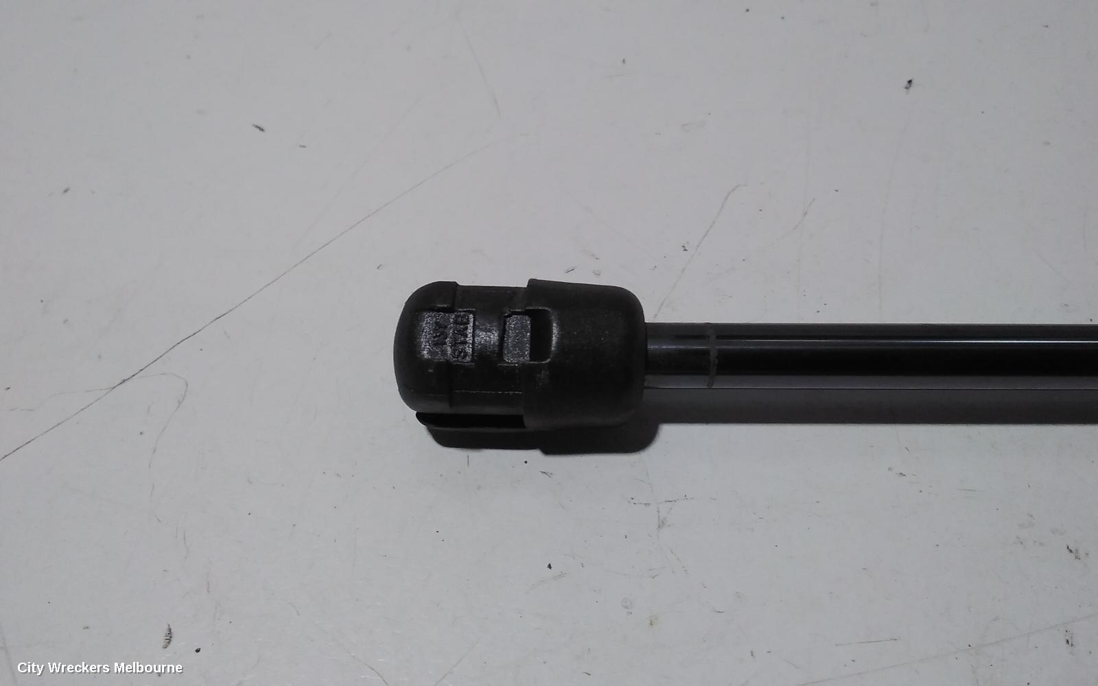 HYUNDAI GENESIS BONNET HINGE/STRUT, DH, STRUT (PAIR), 11/2014 - 01/2018