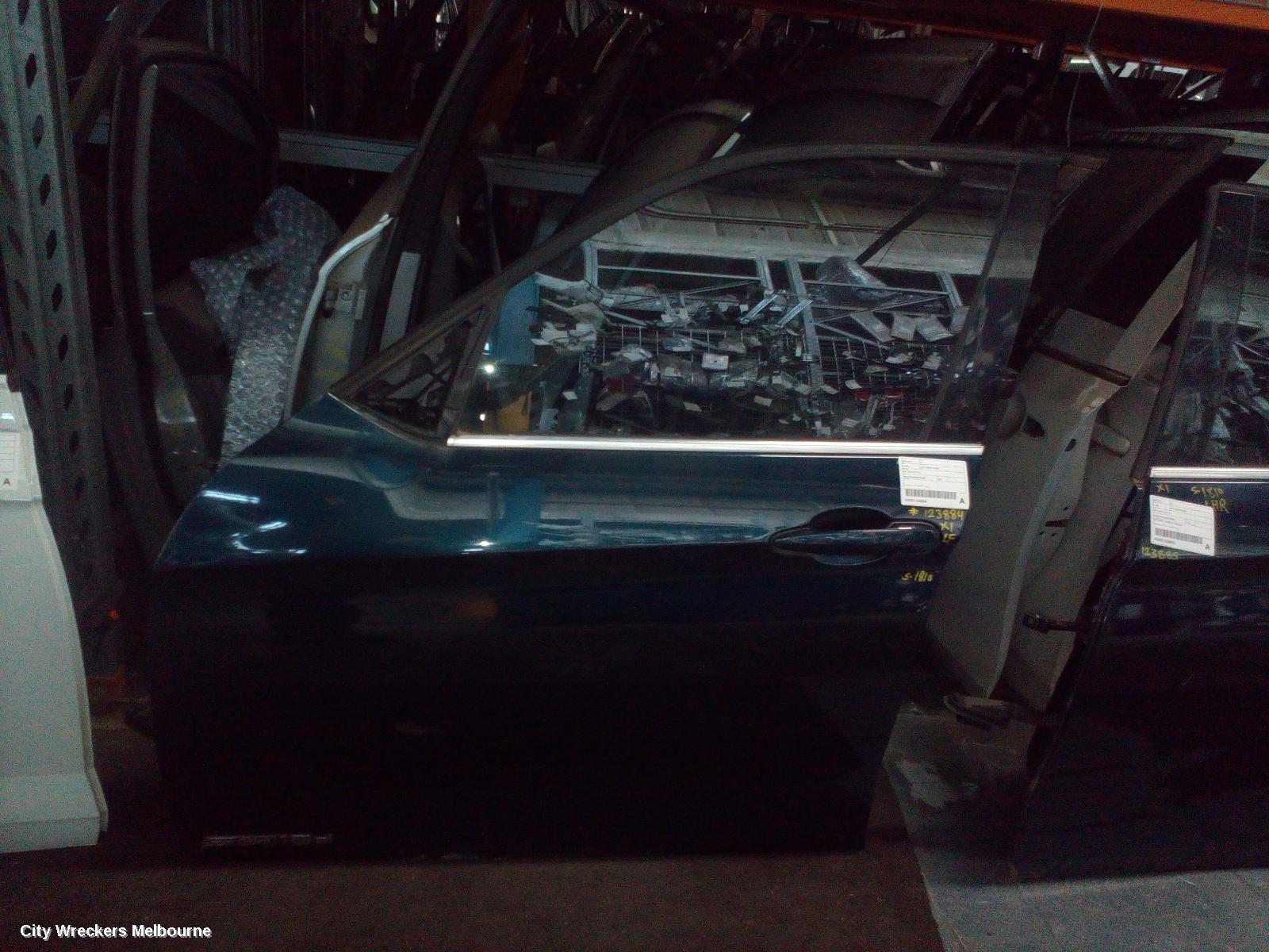 BMW X1 LEFT FRONT DOOR, E84, 04/2010 - 07/2015