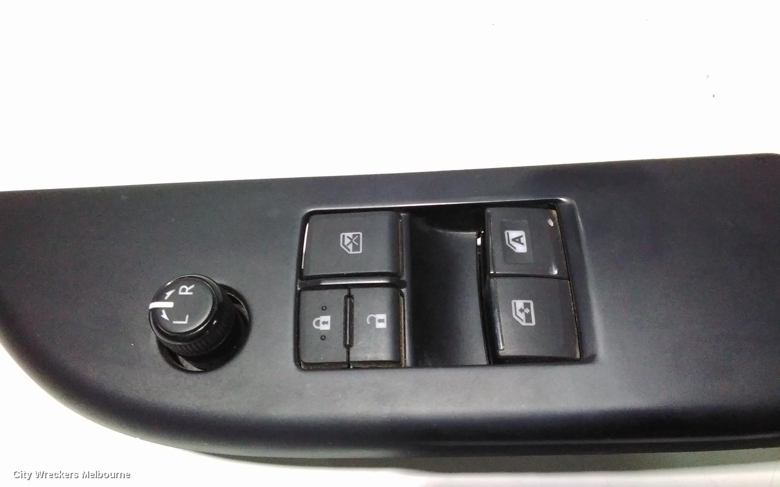 TOYOTA HILUX PWR DR WIND SWITCH, RH FRONT (MASTER SWITCH), SINGLE/EXTRA CAB, 09/2015 ONWARDS