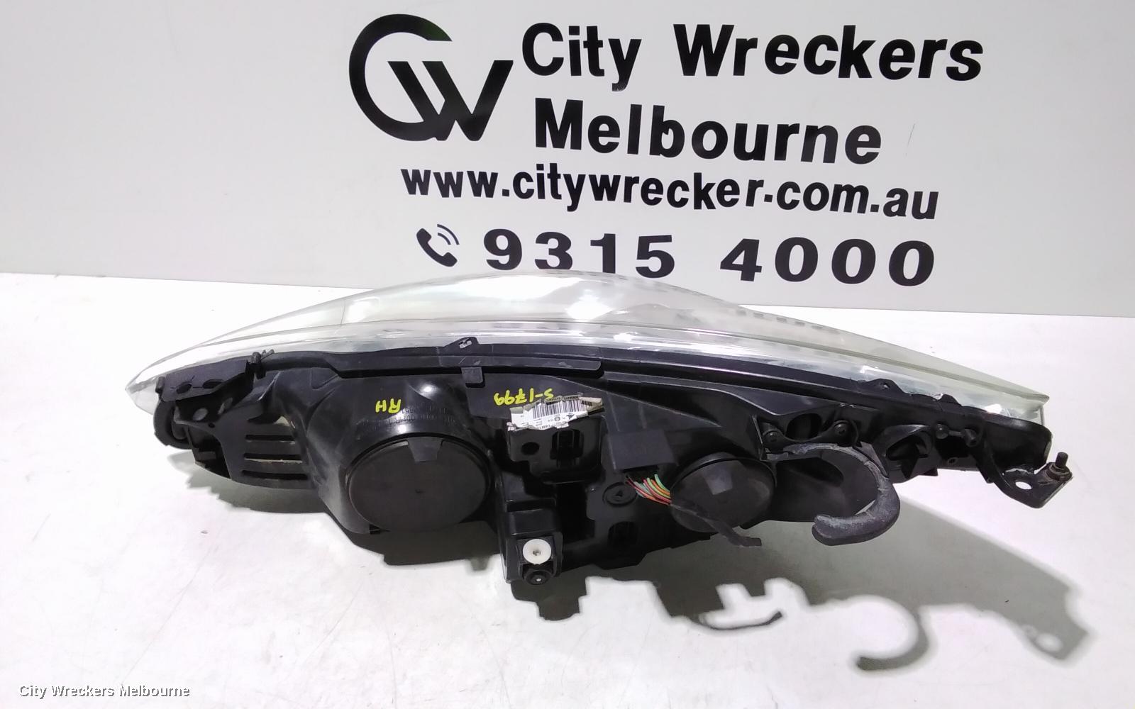 PEUGEOT 308 RIGHT HEADLAMP, T7, HATCH/WAGON, XENON TYPE, 09/2007 - 07/2011