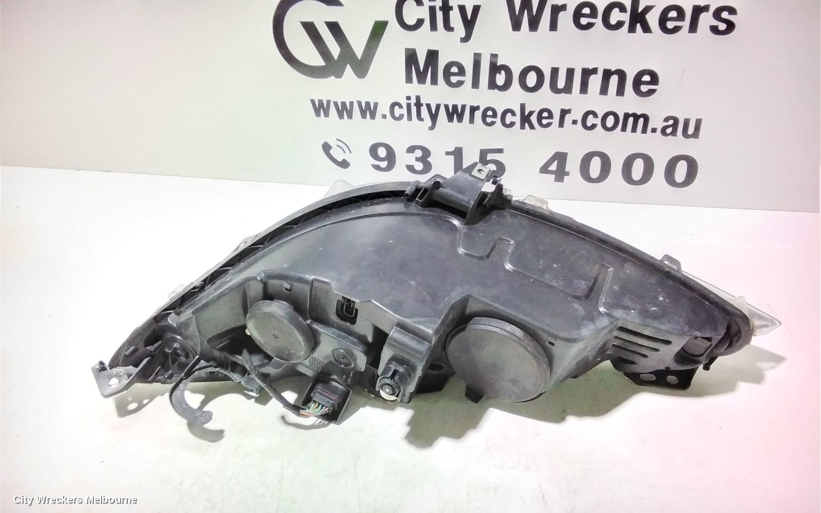 PEUGEOT 308 RIGHT HEADLAMP, T7, HATCH/WAGON, XENON TYPE, 09/2007 - 07/2011
