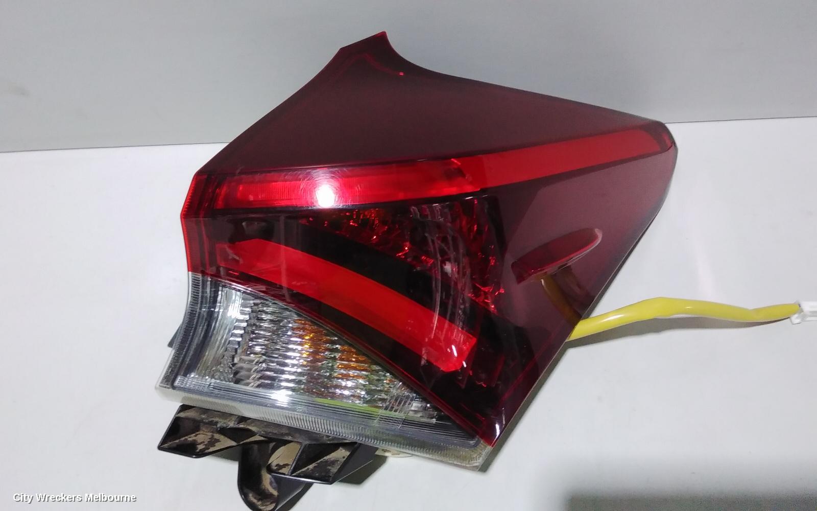 TOYOTA COROLLA RIGHT TAILLIGHT, ZRE182R, HATCH, 03/2015 - 06/2018