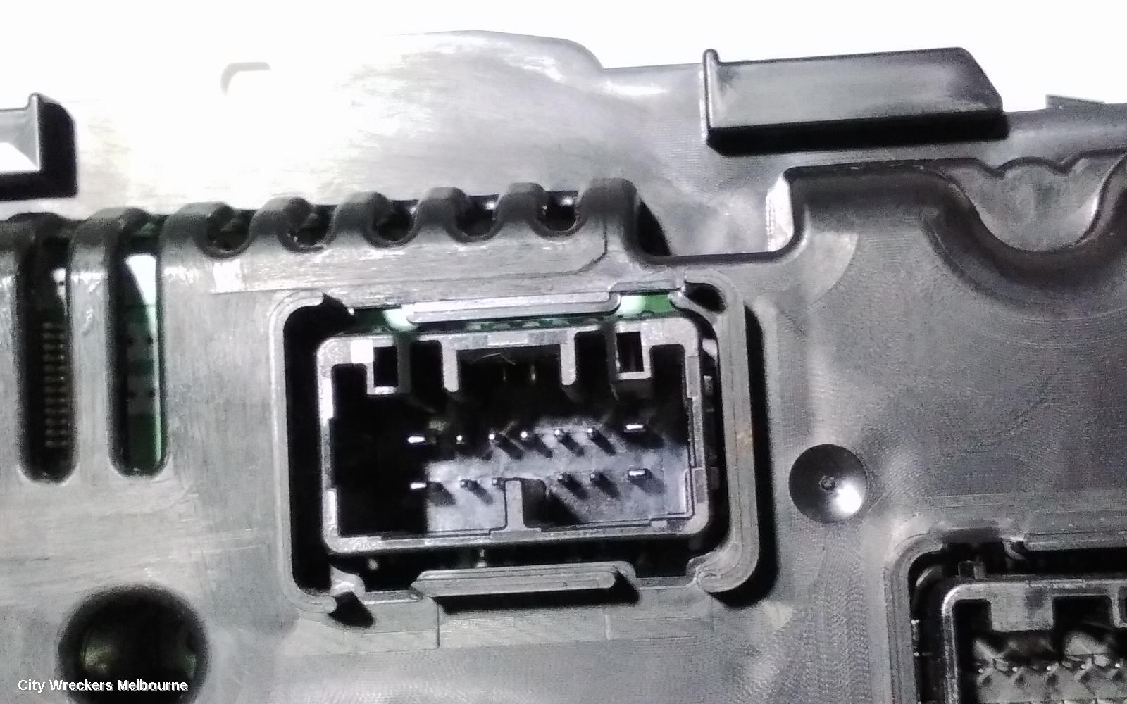 TOYOTA COROLLA INSTRUMENT CLUSTER, 1.8, 2ZR-FE, AUTO T/M, ASCENT/ASCENT SPORT, ZRE182R, HATCH, 06/2015 - 06/2018