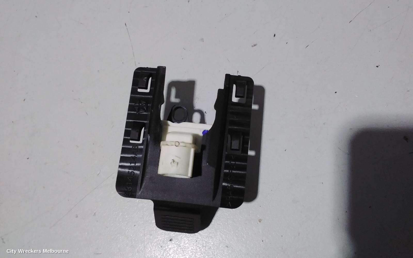 JEEP CHEROKEE REVERSE CAMERA, FRONT RADAR SENSOR (GRILLE MOUNTED), KL, 02/2014 - 03/2018