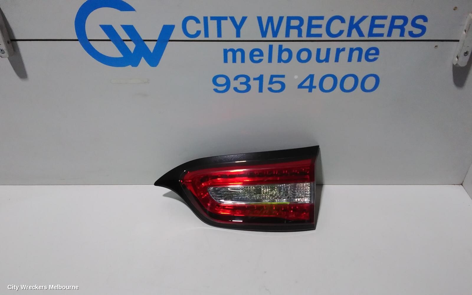 JEEP CHEROKEE REAR GARNISH, TAILGATE LAMP (RH SIDE), KL, 02/2014 - 03/2018