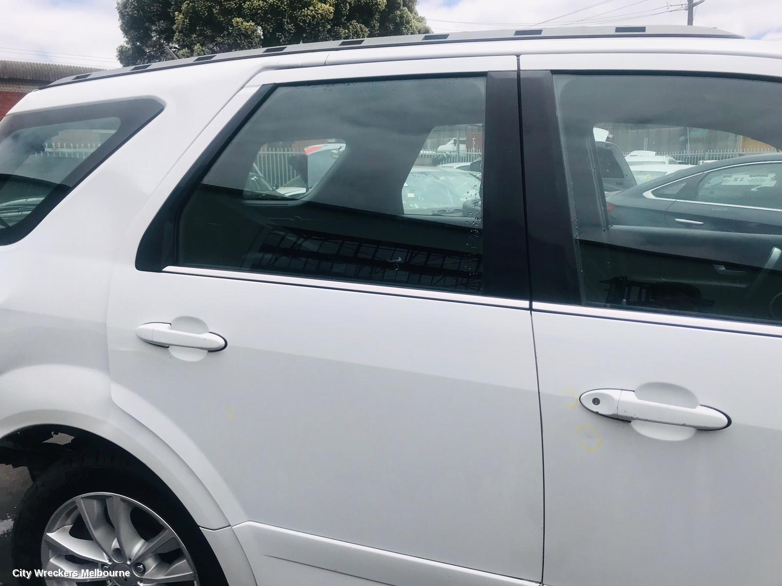 FORD TERRITORY RIGHT FRONT DOOR WINDOW, SX-SZ, 05/2004 - 12/2016