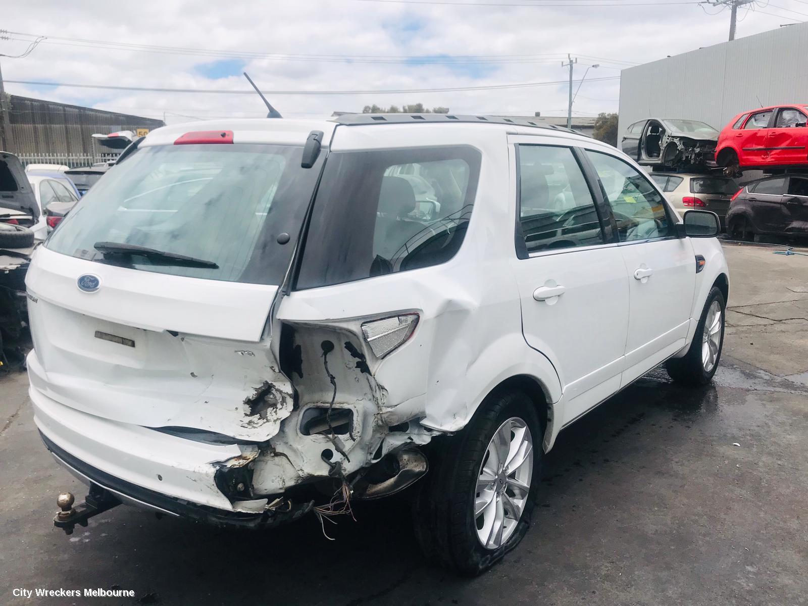 FORD TERRITORY RIGHT FRONT DOOR WINDOW, SX-SZ, 05/2004 - 12/2016