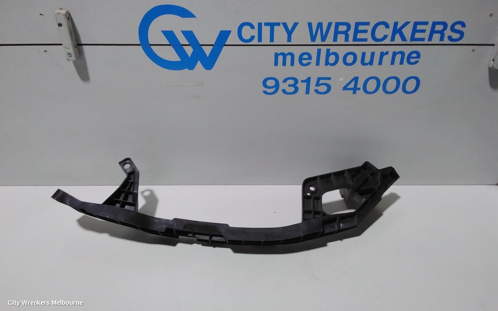 HONDA ACCORD, 8TH GENERATION 02/2008 - 04/2013, BRACKET FOR LHS HEADLIGHT : 79784