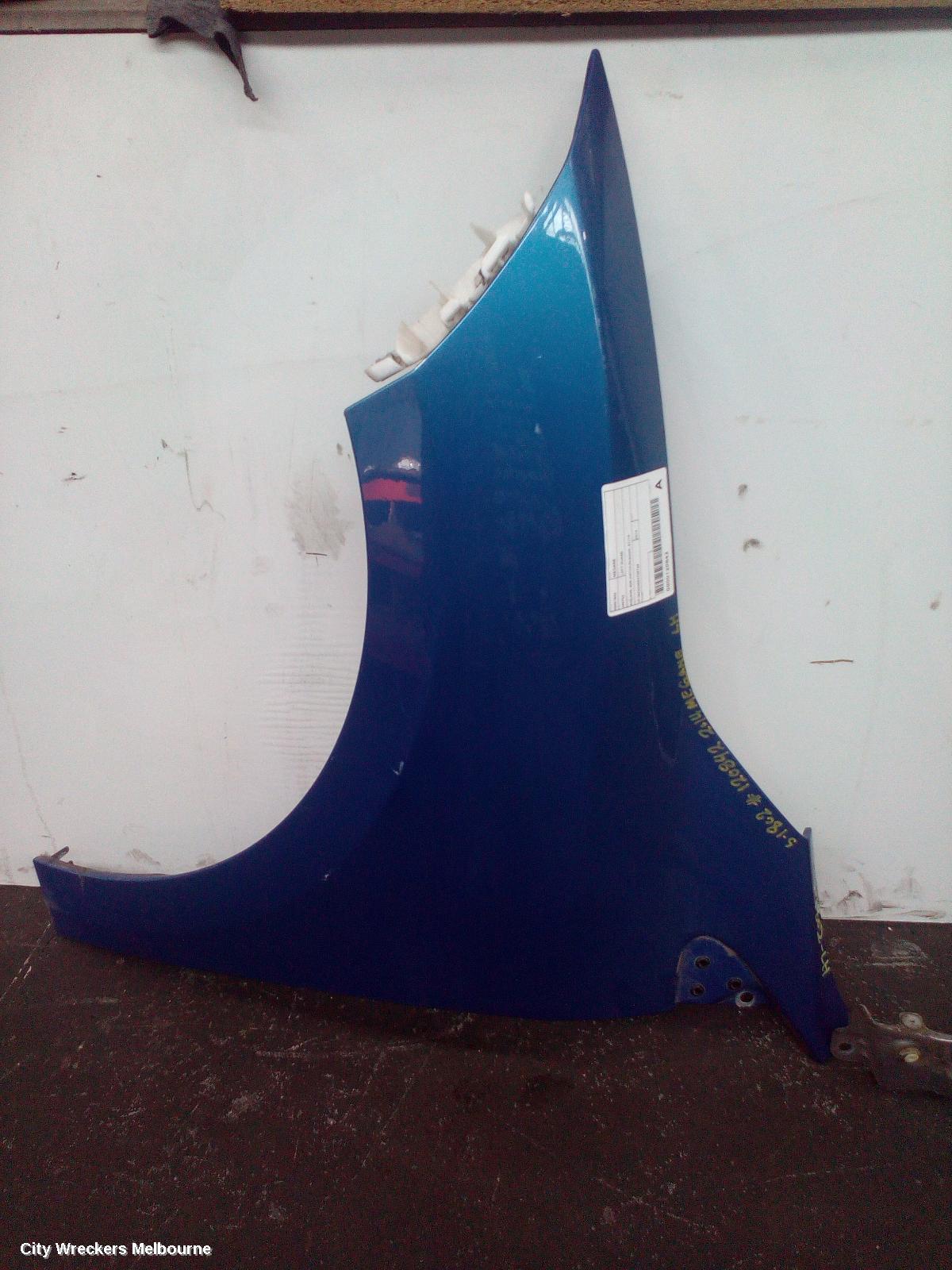 RENAULT MEGANE LEFT GUARD, X95/K95, 5DR HATCH/WAGON, 07/2014 ONWARDS