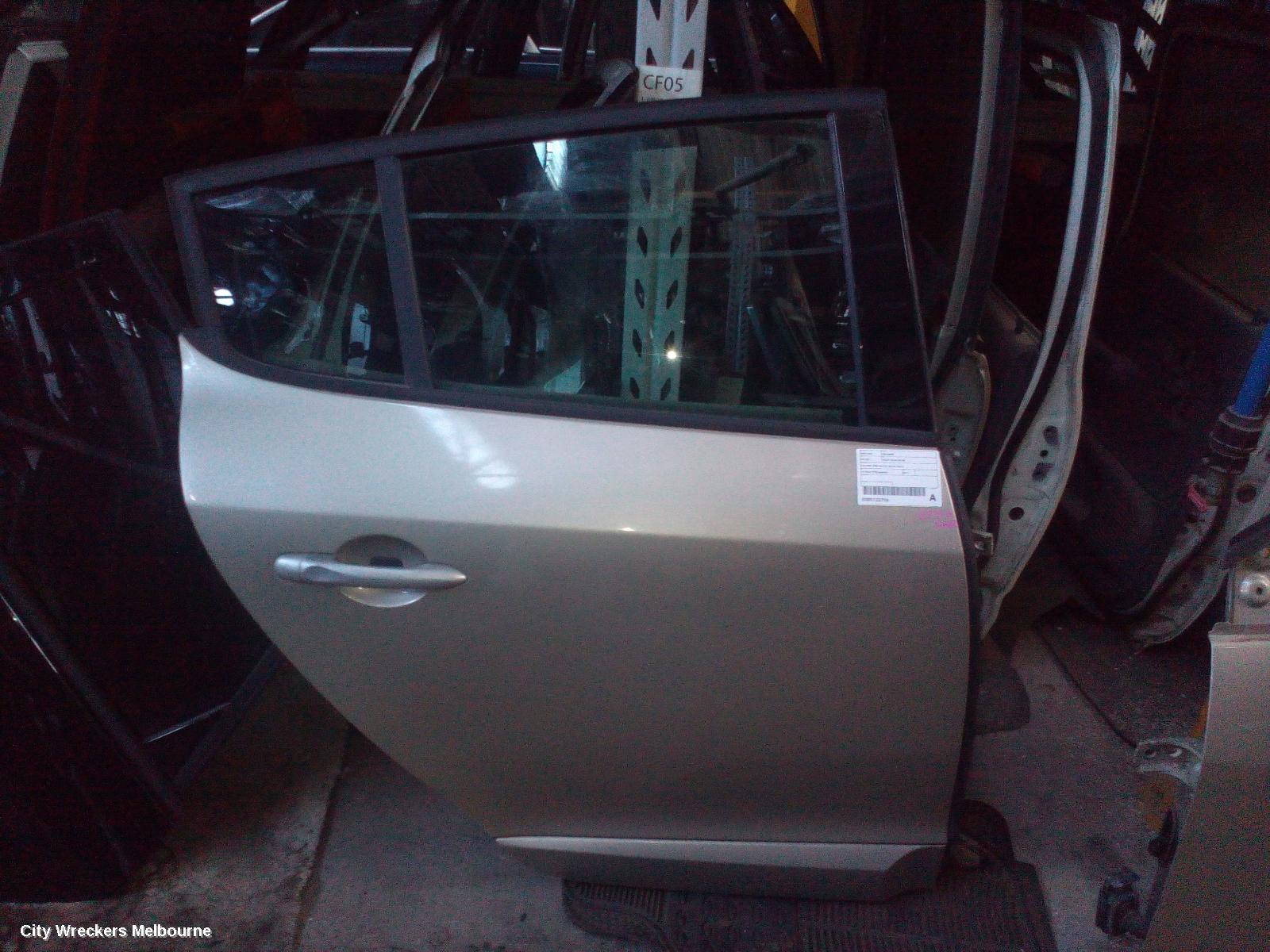 RENAULT MEGANE RIGHT REAR DOOR, X32/X95, 5DR HATCH, 09/2010 - 05/2016