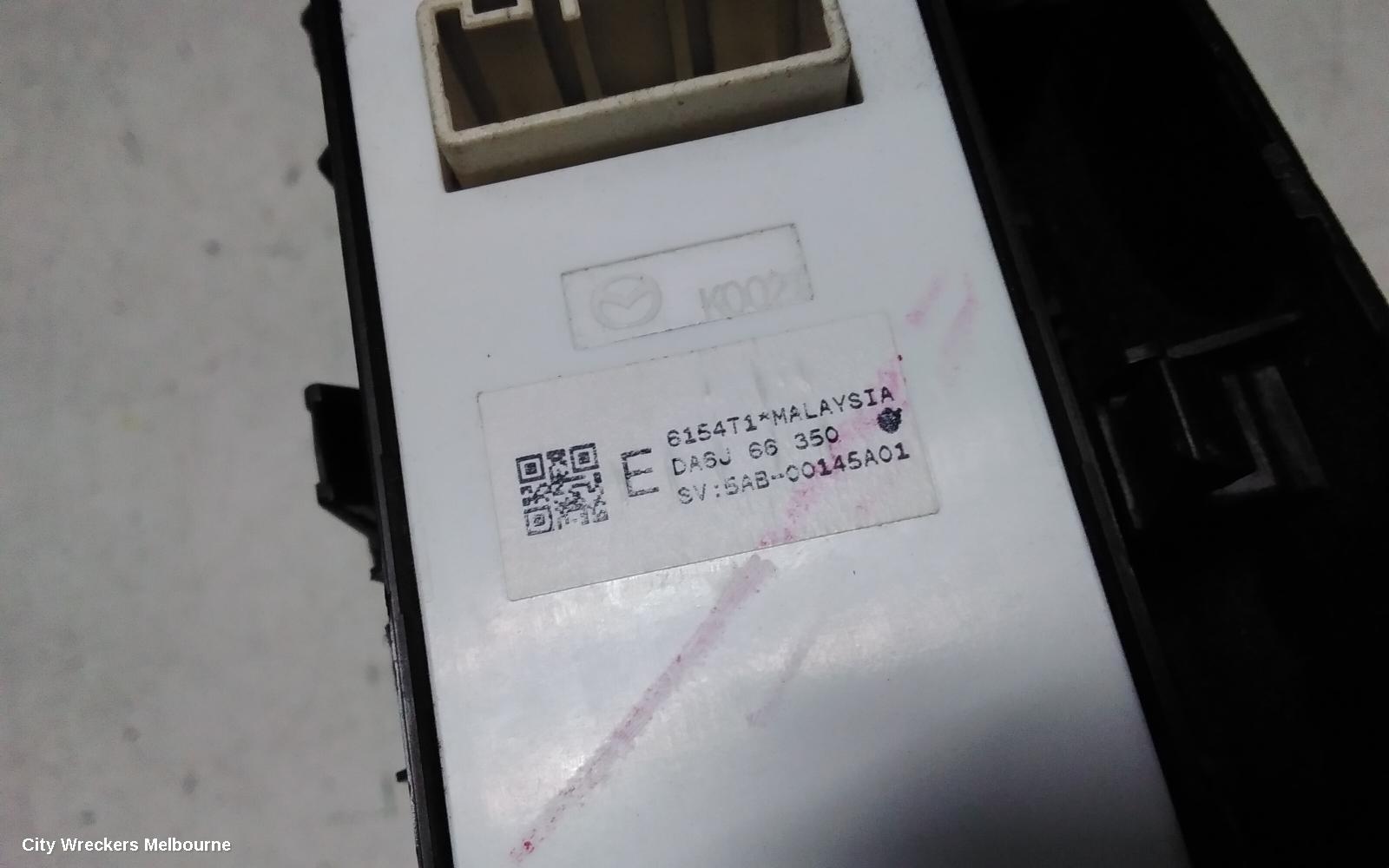 MAZDA CX3 PWR DR WIND SWITCH, RH FRONT (MASTER SWITCH), DK, 03/2015 - 01/2017