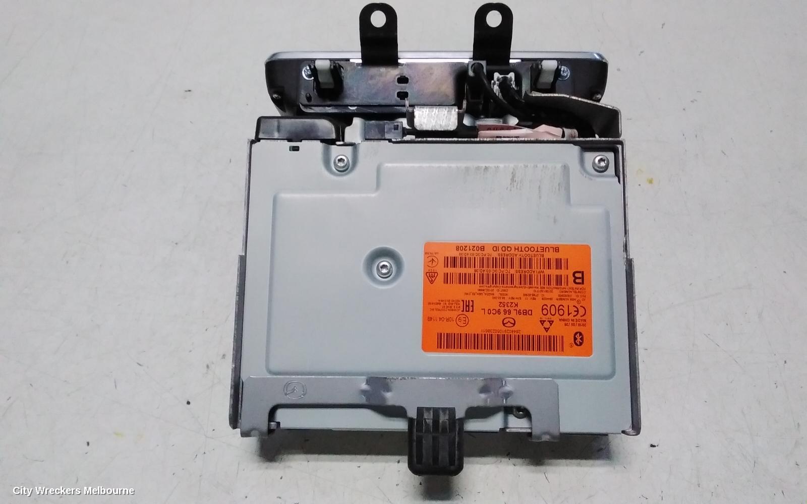 MAZDA CX3 RADIO/CD/DVD/SAT/TV, DISPLAY UNIT, 7IN TOUCHSCREEN, DK, 03/2015 - 02/2022
