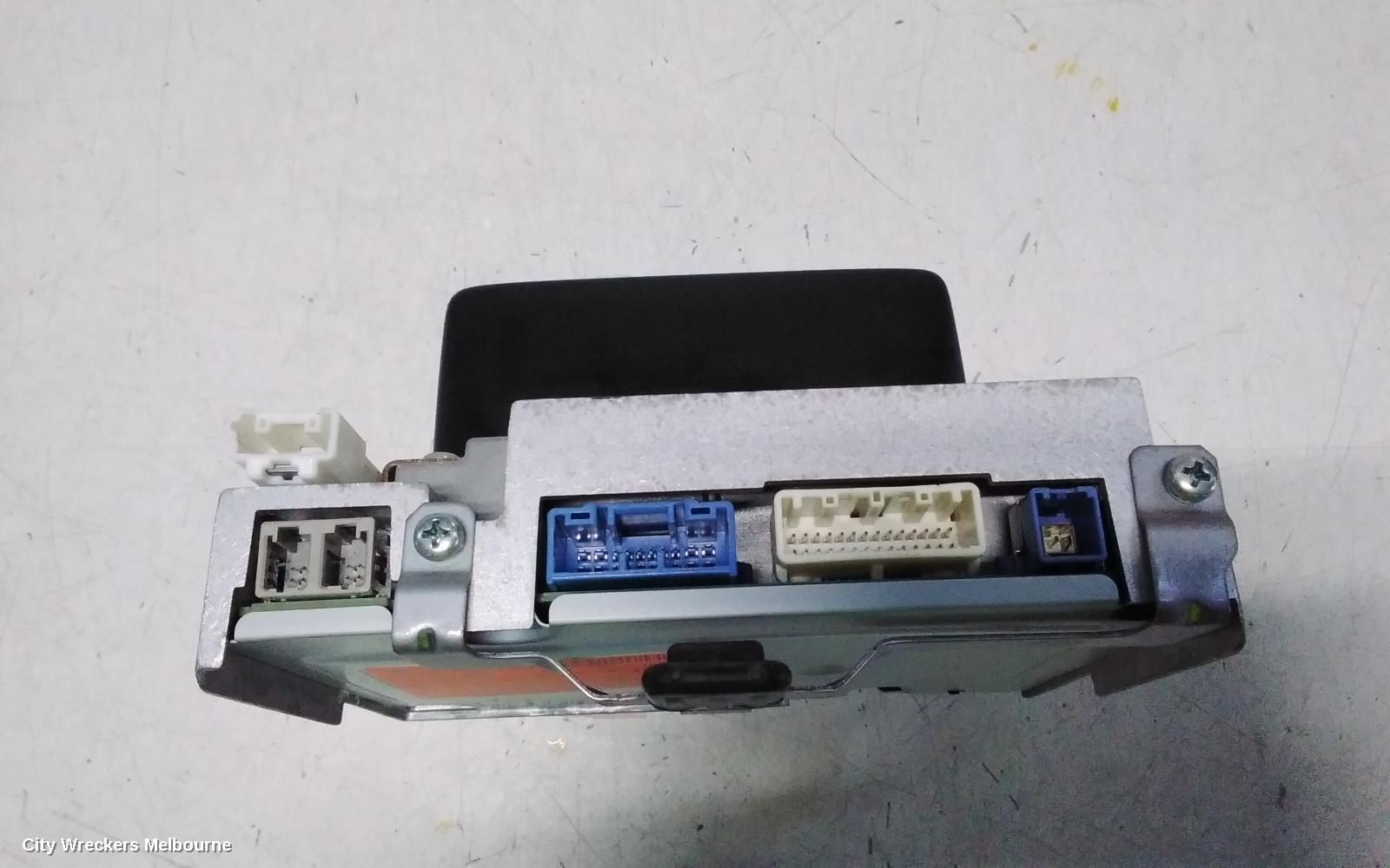 MAZDA CX3 RADIO/CD/DVD/SAT/TV, DISPLAY UNIT, 7IN TOUCHSCREEN, DK, 03/2015 - 02/2022