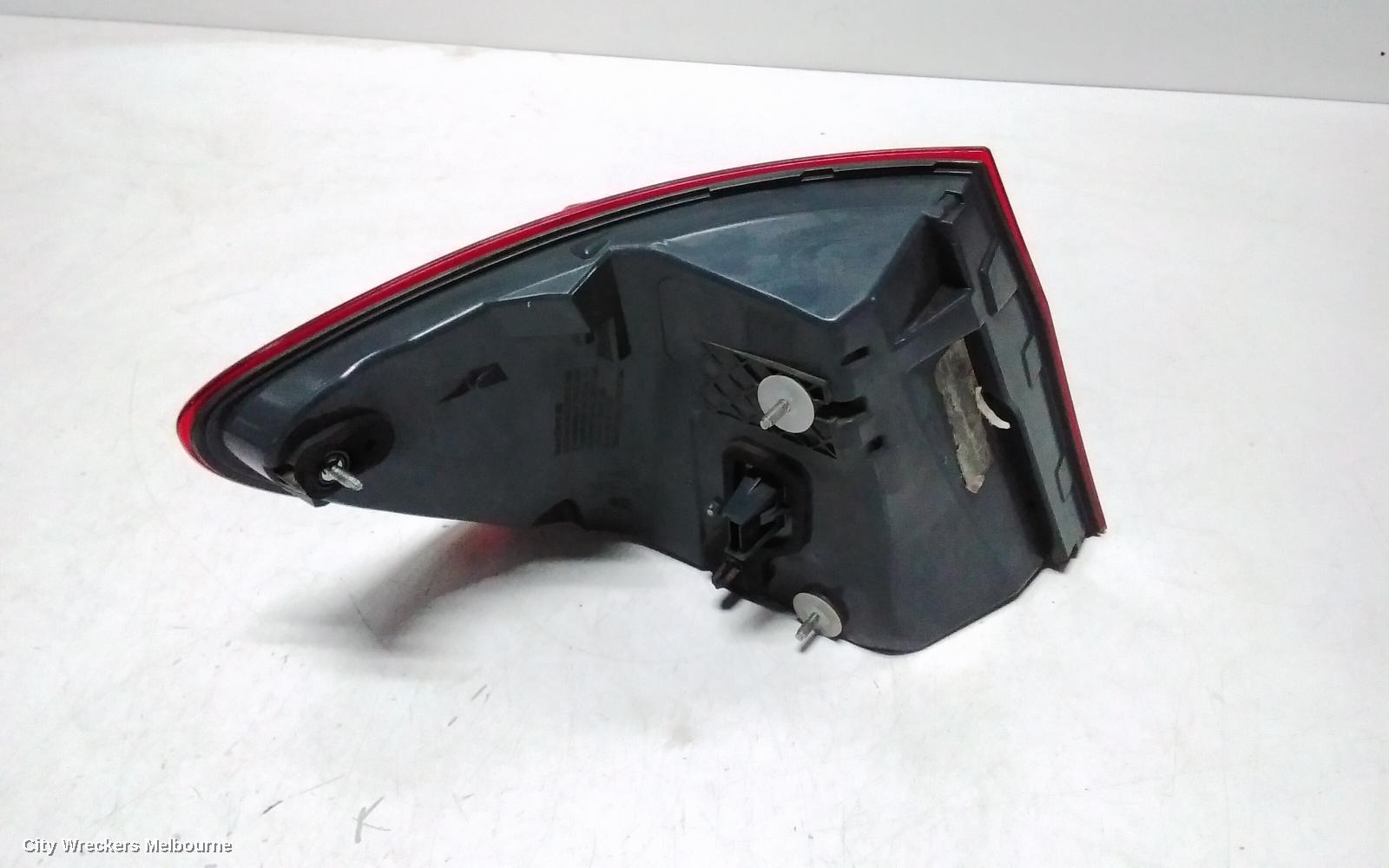 BMW 5 SERIES RIGHT TAILLIGHT, F10, SEDAN, 05/2010 - 07/2013